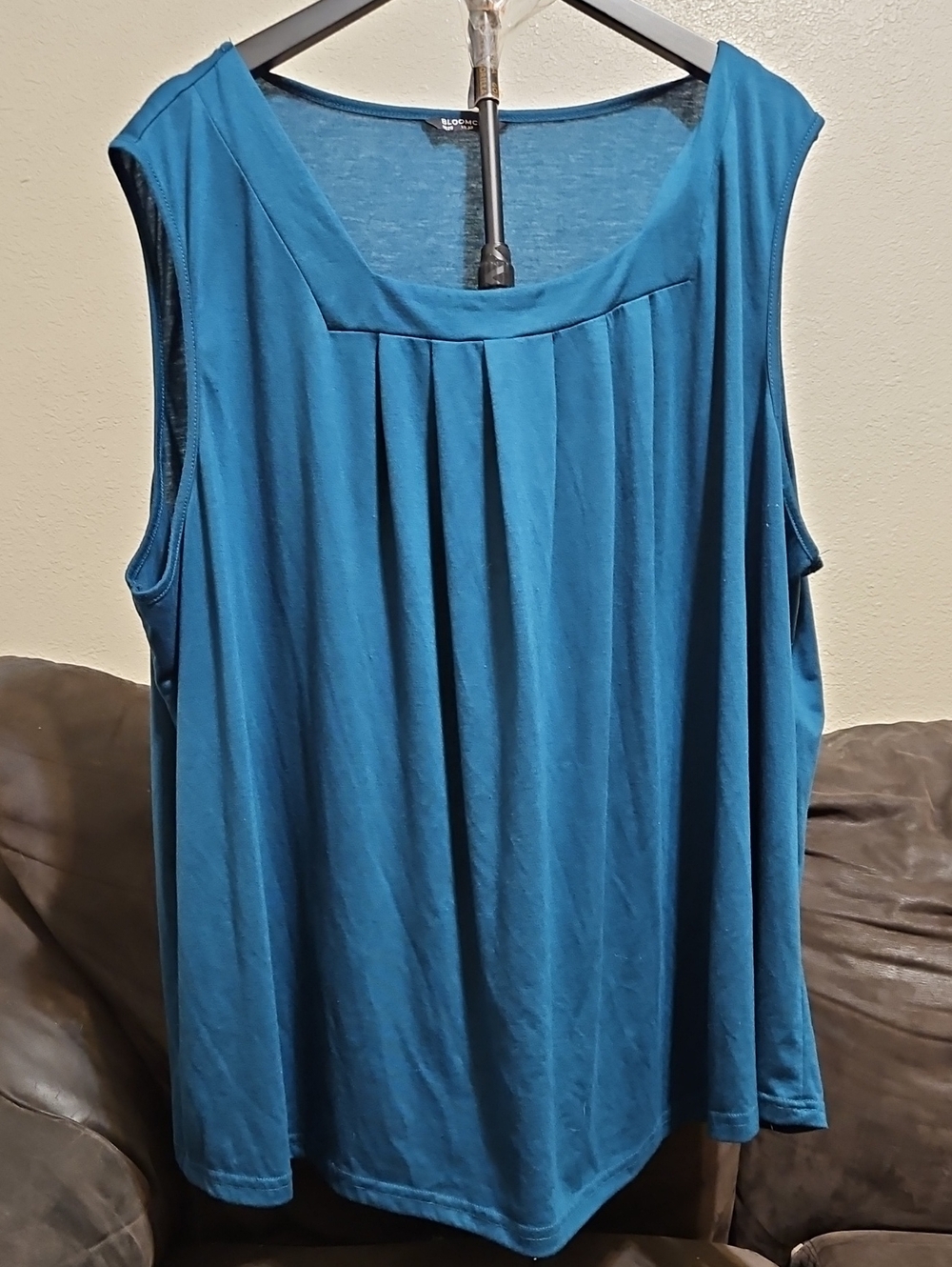 BloomChic Teal Blue Pleated Sleeveless Tank